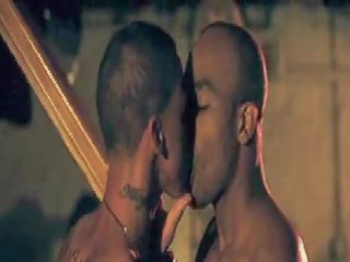 Homossexual música clipe em rihanna-rude b-y